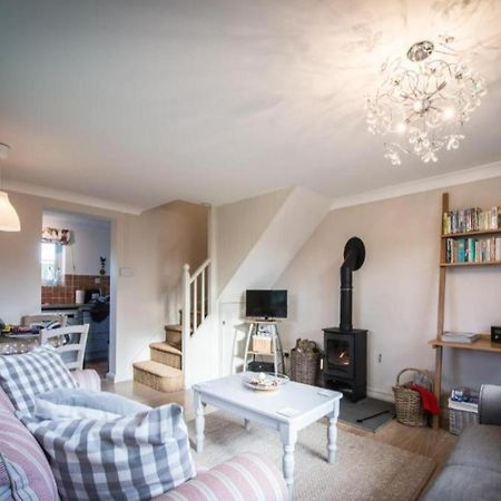 Dreamy Suffolk Country Cottage Escape Aldeby Exterior photo