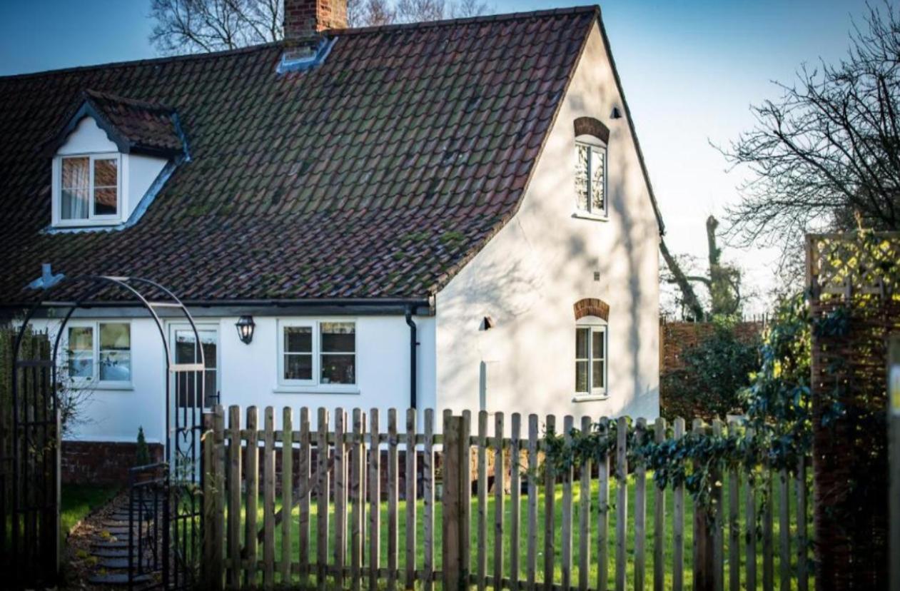 Dreamy Suffolk Country Cottage Escape Aldeby Exterior photo